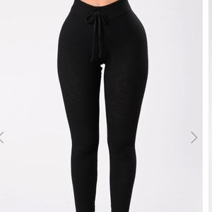 Fashion nova knit leggings